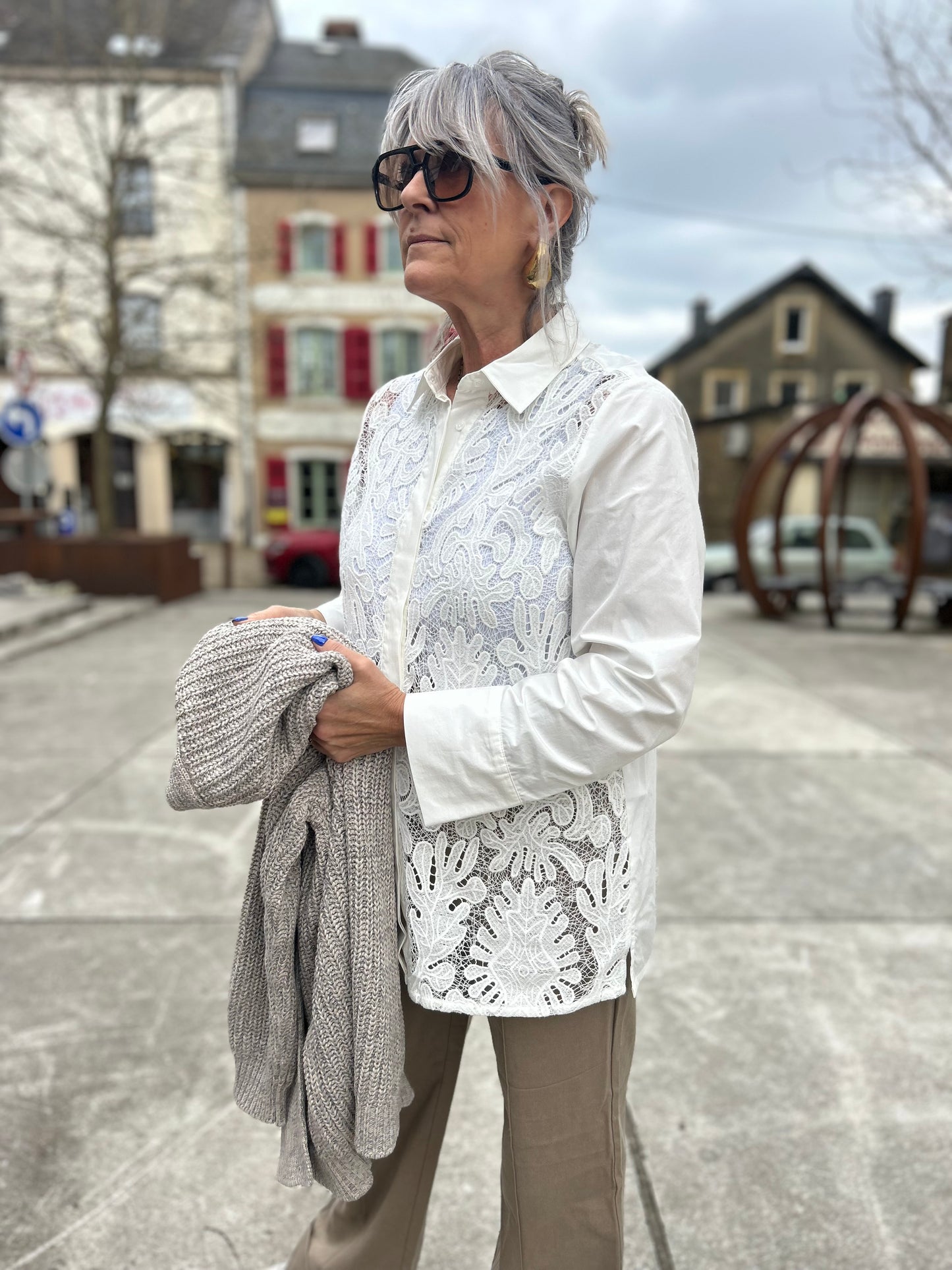 Chemisier blanc en coton avec dentelle Levete Room Luxembourg