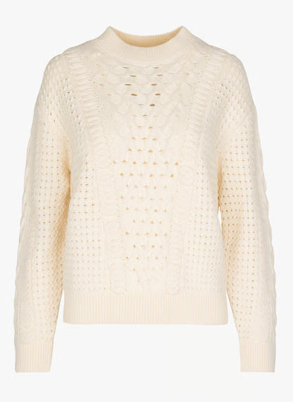 Pull Percy Suncoo en maille torsadée écrue, coupe droite, col rond et manches longues