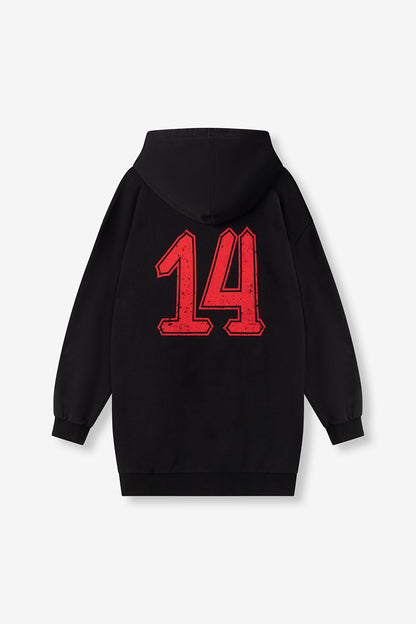 Sweatshirt long noir pour femme avec inscription rouge Alix the Label Belgique